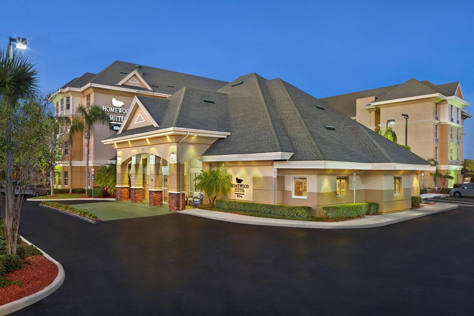 Hotel Homewood By Hilton Daytona Speedway-airport